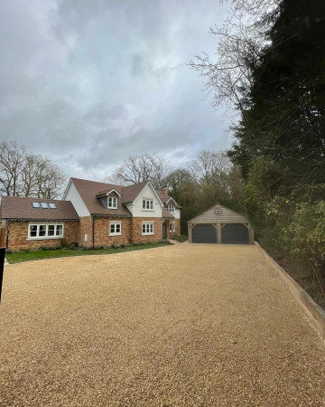 wentworth landscaping gravel driveway period country home