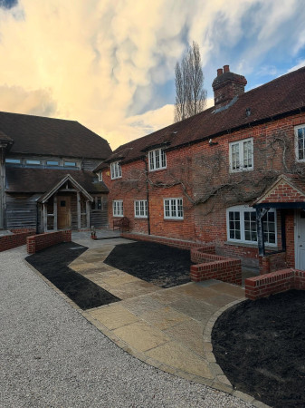 wentworth landscaping resin bound driveway period courtyard