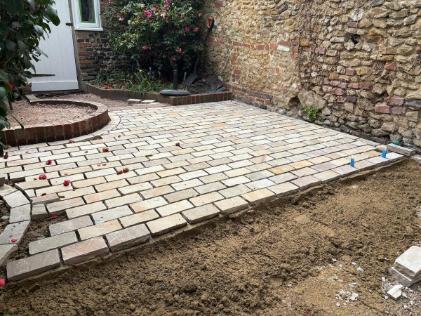 wentworth landscaping block paving courtyard installation