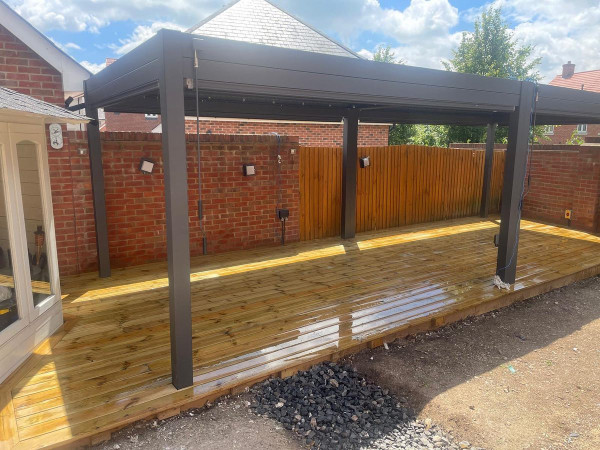 wentworth landscaping timber decking aluminium pergola