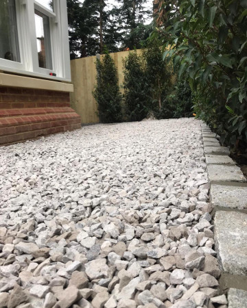 wentworth landscaping gravel garden sleeper edging