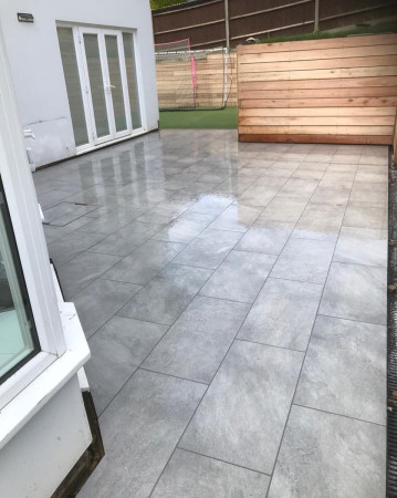 wentworth landscaping porcelain paving cedar cladding
