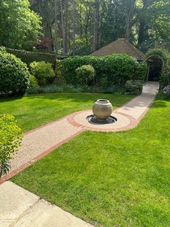 wentworth landscaping lawn water feature gravel path