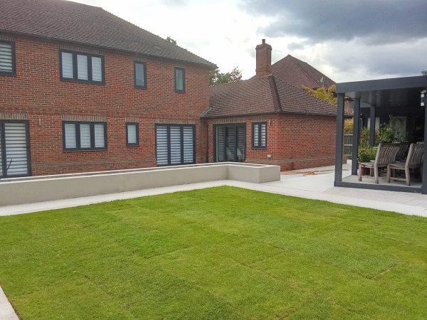 wentworth landscaping modern garden turf rendered wall